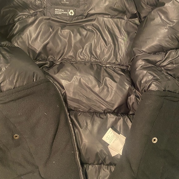 Hollister puffer jacket size large - Picture 4 of 5